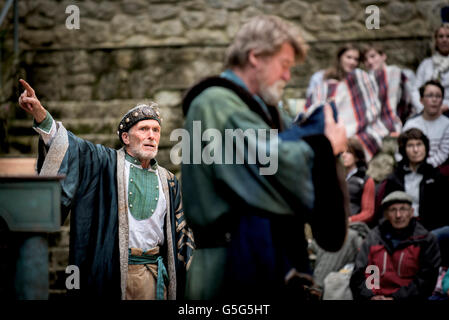 Miracle Theatre performing at Trebah Garden Amphitheatre in Cornwall. Stock Photo