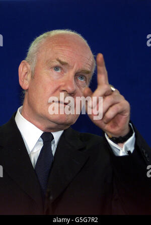 Ulster Secretary John Reid speaks at the Society of Editors Conference