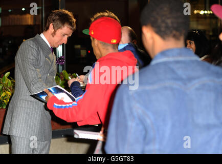 Bradley Wiggins attends The Yellow Ball, the inaugural Bradley Wiggins Foundation event at the Roundhouse, London. Stock Photo