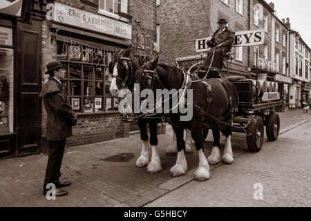 Harveys Brewery Dray and Horses Outside The Gardener's Arms Pub, Lewes, Sussex, UK Stock Photo