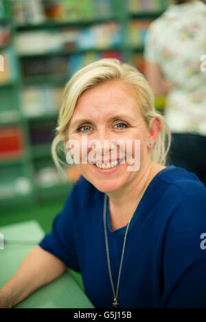 Lucy Hawking, FRSA , English journalist and novelist. The daughter of theoretical physicist Stephen Hawking and writer Jane Wilde Hawking,   Author of 'George and the Blue Moon'.  The Hay Festival of Literature and the Arts, Hay on Wye, Powys, Wales UK, June 03 2016 Stock Photo