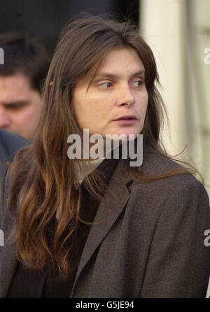 Sara Payne arrives at Lewes Crown Court, Sussex with her husband Michael, for the trial of Roy Whiting who is charged with the abduction and murder of their eight year old daughter Sarah who disappeared while playing in a field in Littlehampton, West Sussex. * .... Sarah's body was found on July 17, partially buried in a field near Pulborough, West Sussex. Roy Whiting, 42, formerly of Littlehampton, West Sussex, denies the charge. Stock Photo