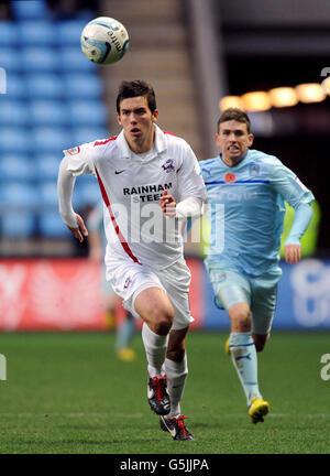 Soccer - npower Football League One - Coventry City v Scunthorpe United - Ricoh Arena. Niall Canavan, Scunthorpe United Stock Photo