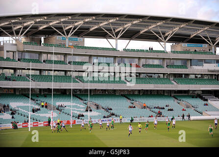 Australian Rules Football - AFL European Challenge Cup - Port Adelaide v Western Bulldogs - The KIA Oval Stock Photo