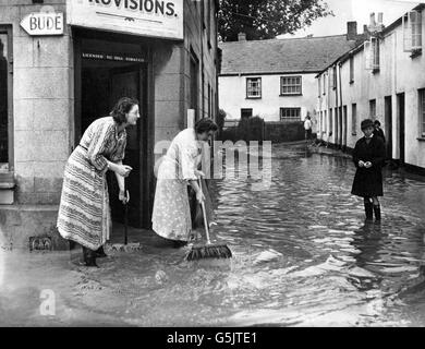 Flooded Village - Stratton - Cornwall Stock Photo: 106749929 - Alamy