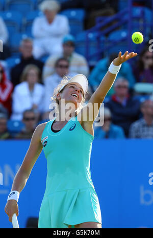 Great Britain's Johanna Konta in action against Ukraine's Lesia Tsurenko during day two of the 2016 AEGON International at Devonshire Park, Eastbourne. Stock Photo