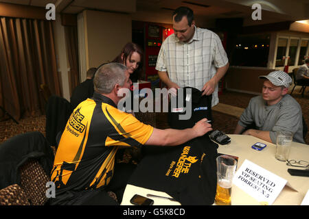 Darts - Grand Slam of Darts Promotion Event - Wolverhampton Racecourse Stock Photo