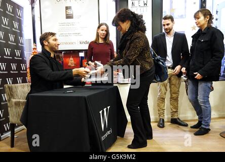 Ian Thorpe signing Stock Photo