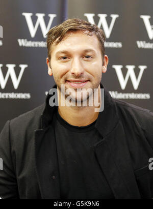 Australian swimmer Ian Thorpe attends a book signing of his autobiography 'This Is Me: The Autobiography' at Waterstones, Leadenhall Market, London. Stock Photo