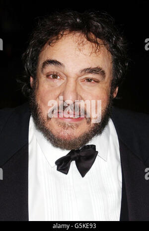 John Rhys-Davies at the Odeon Leicester Square in London, for the world premiere of Lord of the Rings: The Fellowship of the Ring. Stock Photo