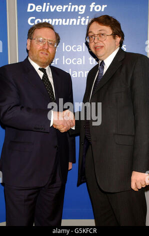 Minister for Transport John Spellar meets Gillingham (Labour) MP Paul Clark to discuss local transport issues. Stock Photo