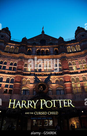 Harry Potter and the Cursed Child Entrance at The Palace Theatre, Shaftesbury Avenue, London at Dusk Stock Photo