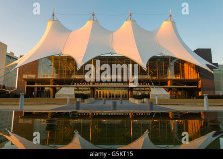 Hampton Road convention center building Virginia Stock Photo