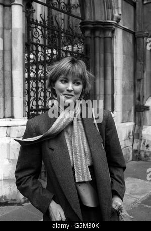 Lynne Frederick, widow of actor Peter Sellers, where she gave evidence in the damages claim brought by her late husband's estate against United Artists and director blake Edwards who made the film 'Trail of the Pink Panther' in 1982 using discarded material from earlier Pink Panther films. Stock Photo