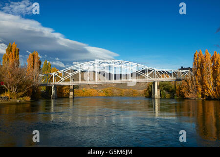Alexandra Bridge and Clutha River in autumn, Central Otago, South Island, New Zealand Stock Photo