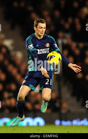 Soccer - Barclays Premier League - Fulham v Sunderland - Craven Cottage. Adam Johnson, Sunderland Stock Photo