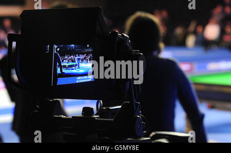 A TV camera films the action during the William Hill UK Snooker Championships at York Barbican Centre, York. Stock Photo