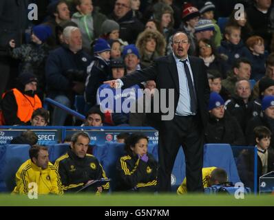 Soccer - UEFA Champions League - Group E - Chelsea v FC Nordsjaelland - Stamford Bridge. Chelsea interim manager Rafael Benitez on the touchline Stock Photo