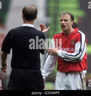 Dennis bergkamp dreamcast hi-res stock photography and