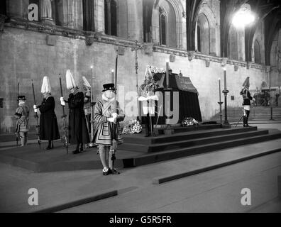 The coffin of King George VI lying in state at Westminster Hall, London. Stock Photo