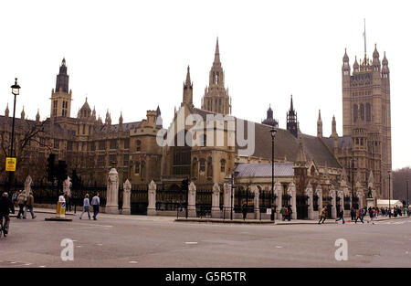 The Palace of Westminster in central London, where the body of the Queen Elizabeth, the Queen Mother will lie in state in Wesminster Hall for three days before a ceremonial funeral in Westminster Abbey. Stock Photo