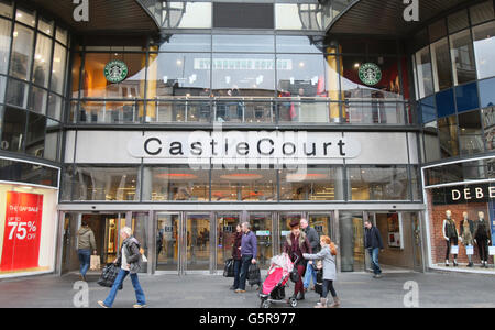 High Street stock - Belfast. A general view of Castlecourt shopping centre, Belfast Stock Photo