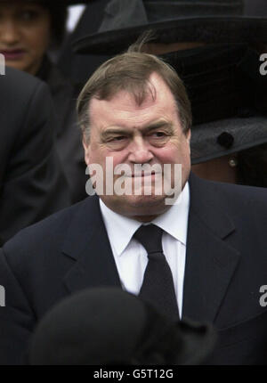 Deputy Prime Minister John Prescott leaves after Queen Elizabeth the Queen Mother's coffin is driven from Westminster Abbey, London. *After the service, the Queen Mother's coffin will be taken to St George's Chapel in Windsor, where she will be laid to rest next to her husband, King George VI. Stock Photo