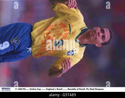 '95 UMBROカップ二試合半券Sweden・Brazil・England 166 Brazil Umbro Stock Photos, High-Res Pictures, and Images