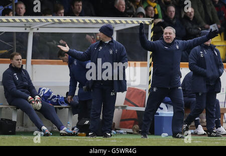 Soccer - IRN-BRU Scottish Third Division - Berwick Rangers v Rangers - Shielfield Park Stock Photo