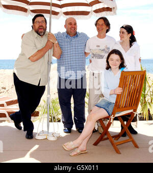 Ricky Tomlinson, director Shane Meadows, Robert Carlyle, Shirley Henderson and Finn Atkins pose for photographers during a photocall for his new film 'Once upon a time in the Midlands' at the Grand Hotel beach during the 55th Cannes film Festival. Stock Photo