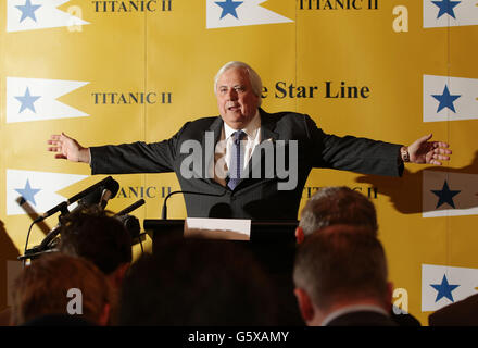 Titanic replica press conference Stock Photo
