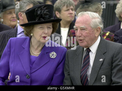 Baroness Thatcher talks to Sir Rex Hunt the former Governor of the Falkland Islands, at a ceremony to commemorate the 20th anniversary of the end of the confict in 1982, at the Falkland Memorial Gardens, in Gosport town centre, Hampshire. Stock Photo