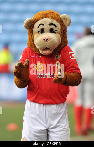 Soccer - npower Football League One - Coventry City v Crewe Alexandra - Ricoh Arena. Gresty the Lion, Crewe Alexandra mascot Stock Photo