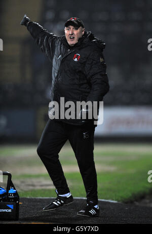 Soccer - npower Football League One - Notts County v Leyton Orient - Meadow Lane. Leyton Orient manager Russell Slade gestures on the touchline Stock Photo