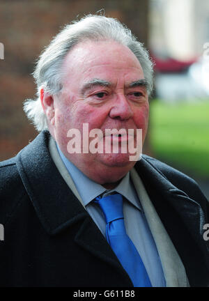 Comedian Eddie Large arrives for the funeral service of Norman Collier at St Helen's Church, Welton, Hull. Stock Photo