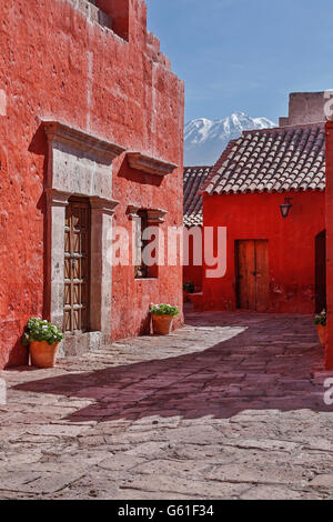 Toledo Street (Chachani Volcano, 19,872 ft., in background), Monasterio de Santa Catalina, Arequipa, Peru Stock Photo