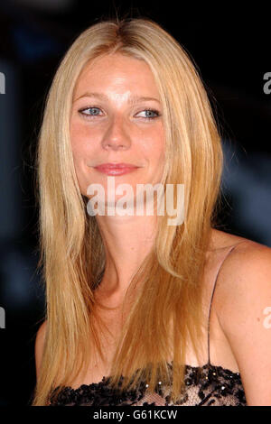 Actress Gwyneth Paltrow arriving at the premiere of the film Frida at the at the Sala Grande in the Palazzo del Cinema, Lido, the first premiere of the 59th International Venice Film Festival, Terrazza del Casino in Lido, Venice. * Gwyneth Paltrow's, father Bruce Paltrow, died in Italy, aged 58. Mr Paltrow, had been battling throat cancer, died from complications of pneumonia and a recurrence of the cancer, according to his daughter's publicist, Steven Huvane. Stock Photo