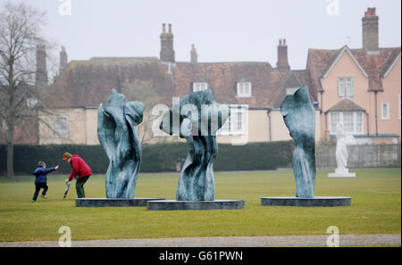 Helaine Blumenfeld sculptures at Salisbury Cathedral Stock Photo