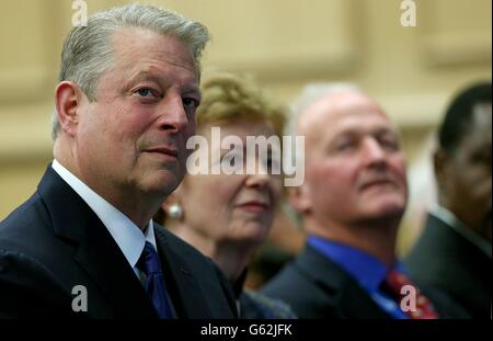 Former Vice President Al Gore with Mary Robinson (right) at the Climate Justice international conference in Dublin Castle. Stock Photo