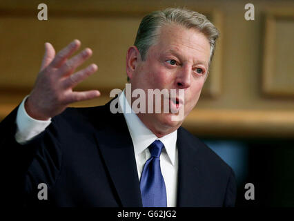 Former Vice President Al Gore addressing delegates at the Climate Justice international conference in Dublin Castle. Stock Photo