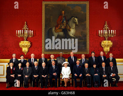 Distinguished royal gathering in central London to mark the centenary of the prestigious Order of Merit, at St James' Palace, London. * (l-r) Backrow, Lord May, Sir Roger Penrose, Sir James Black, Lord Foster, Sir Aaron Klug, Mr Nelson Mandela, Sir Denis Rooke, Sir Anthony Caro, Sir Tom Stoppard, Lord Rothschild, Sir Edward Fox. (l-r) Frontrow, Dame Joan Sutherland, Lady Thatcher, Dr Frederick Sanger, Prof Owen Chadwick, Sir George Edwards, The Duke of Edinburgh, Queen Elizabeth II, The Prince of Wales, Sir Andrew Huxley, Dame Cicely Saunders, Sir Michael Atiyah, Lord Jenkins. Before the Stock Photo