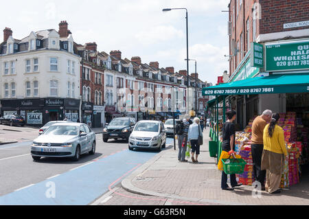 Upper Tooting Road, Tooting Bec, London Borough of Wandsworth, Greater London, England, United Kingdom Stock Photo