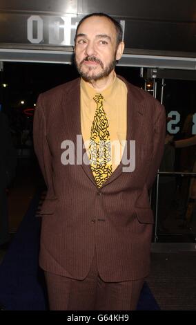 Actor John Rhys-Davies arriving at the Odeon Leicester Square, London, for the UK premiere of Lord of the Rings: The Two Towers. Stock Photo