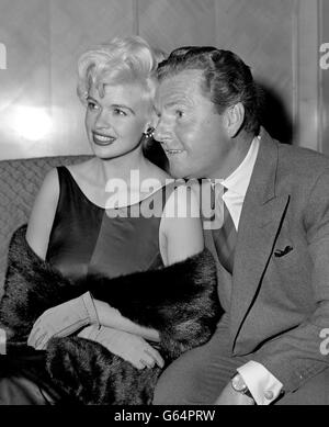 THE SHERIFF OF FRACTURED JAW JAYNE MANSFIELD A 20TH CENTURY FOX FILM ...