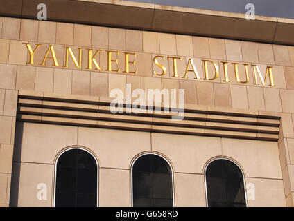 Yankee stadium monument park hi-res stock photography and images - Alamy