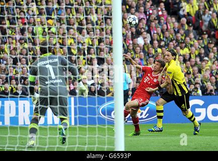 Soccer - UEFA Champions League - Final - Borussia Dortmund v Bayern Munich - Wembley Stadium Stock Photo