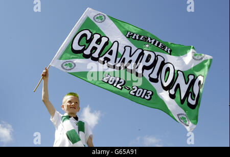 Soccer - William Hill Scottish Cup Final - Hibernian v Celtic - Hampden Park Stock Photo