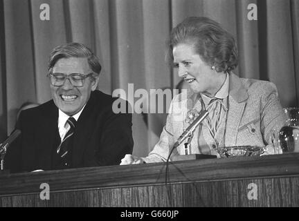 Chancellor Herr Helmut Schmidt and Prime Minister Mrs Margaret Thatcher at a joint press conference in London on May 11, 1979 Stock Photo
