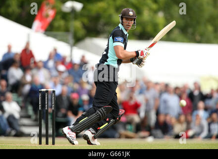 Cricket - Yorkshire Bank 40 - Group B - Surrey v Lancashire Lightning - The Sports Ground. Chris Tremlett, Surrey Stock Photo