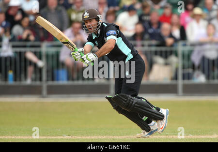 Cricket - Yorkshire Bank 40 - Group B - Surrey v Lancashire Lightning - The Sports Ground. Ricky Ponting, Surrey Stock Photo